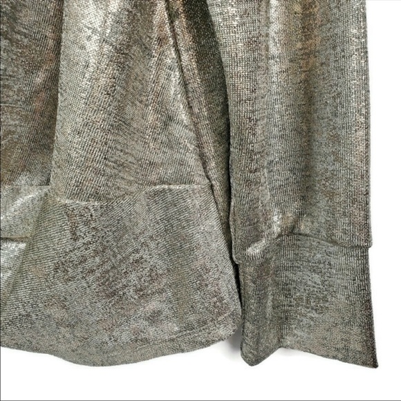 Fourteenth Place Metallic Gold Top Sweater Size L NWT - Picture 4 of 8
